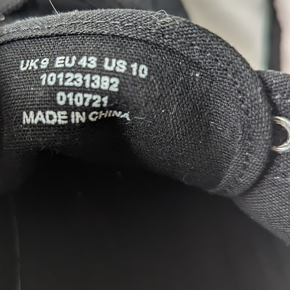 ASOS design basic black sneakers size 10 - Picture 5 of 5